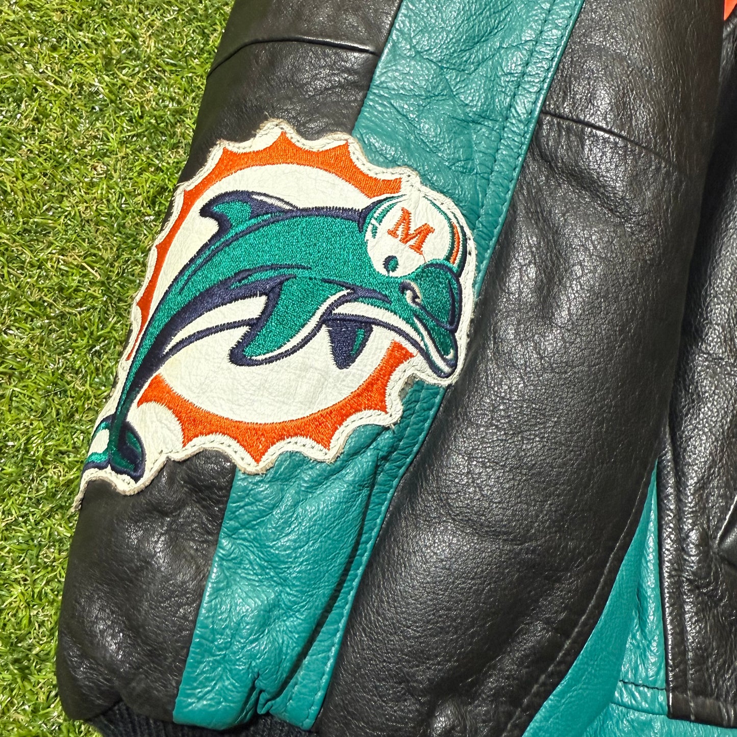 GIII & Carl Banks Miami Dolphins Leather Jacket Size XL