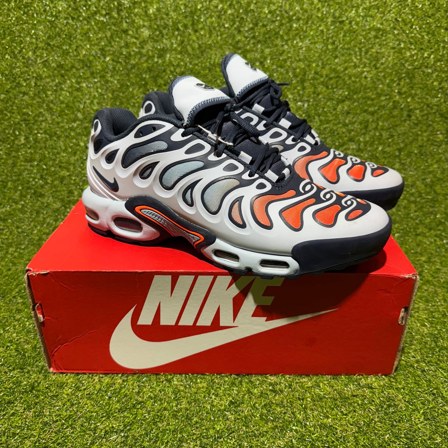 Nike Air Max Plus Drift “Football Grey” Size US 10