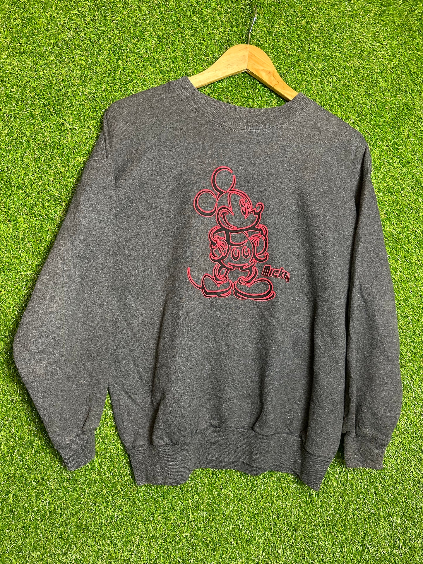 Vintage Sz M Disney Mickey Mouse Grey/Red Crewneck