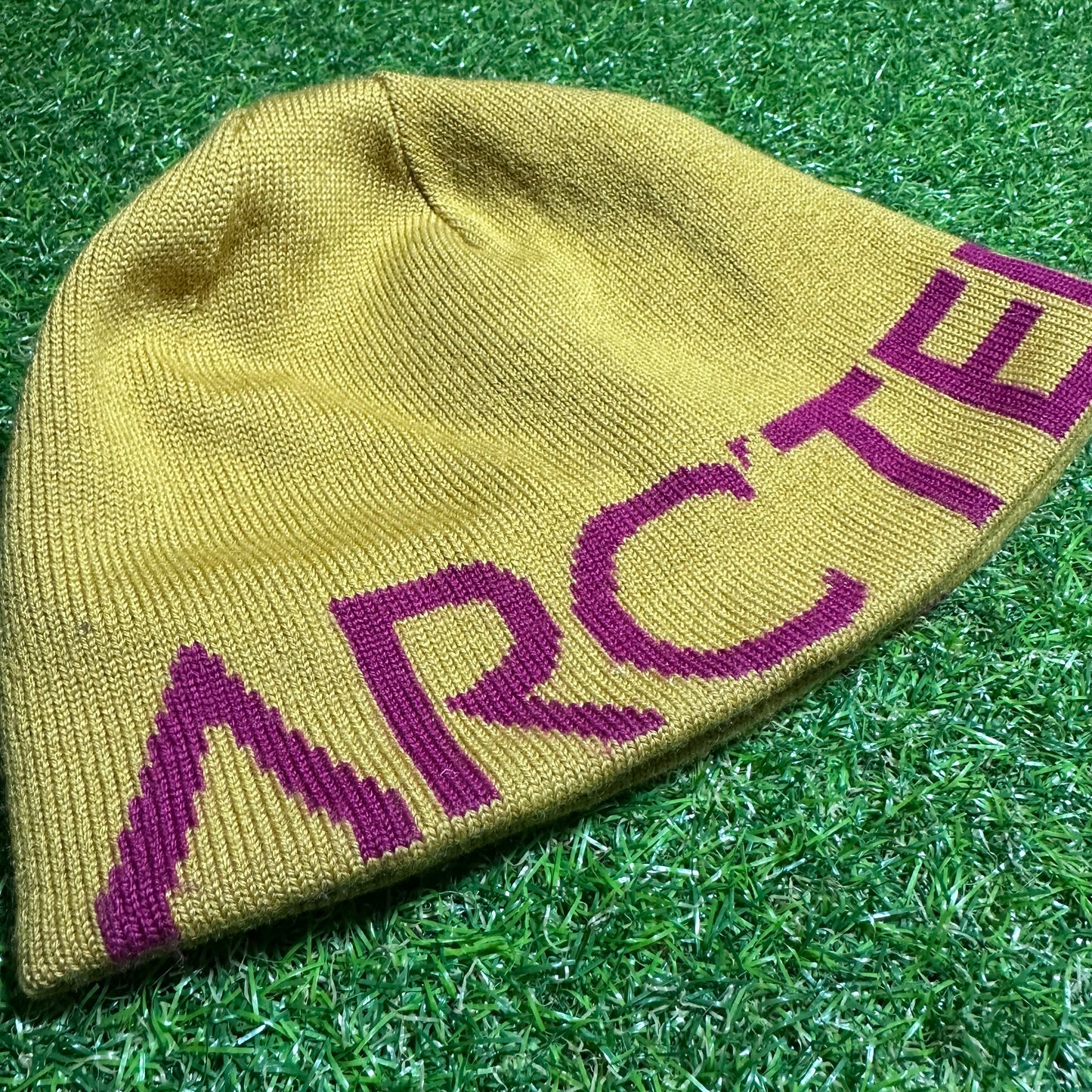 Arc’teryx Mustard Beanie