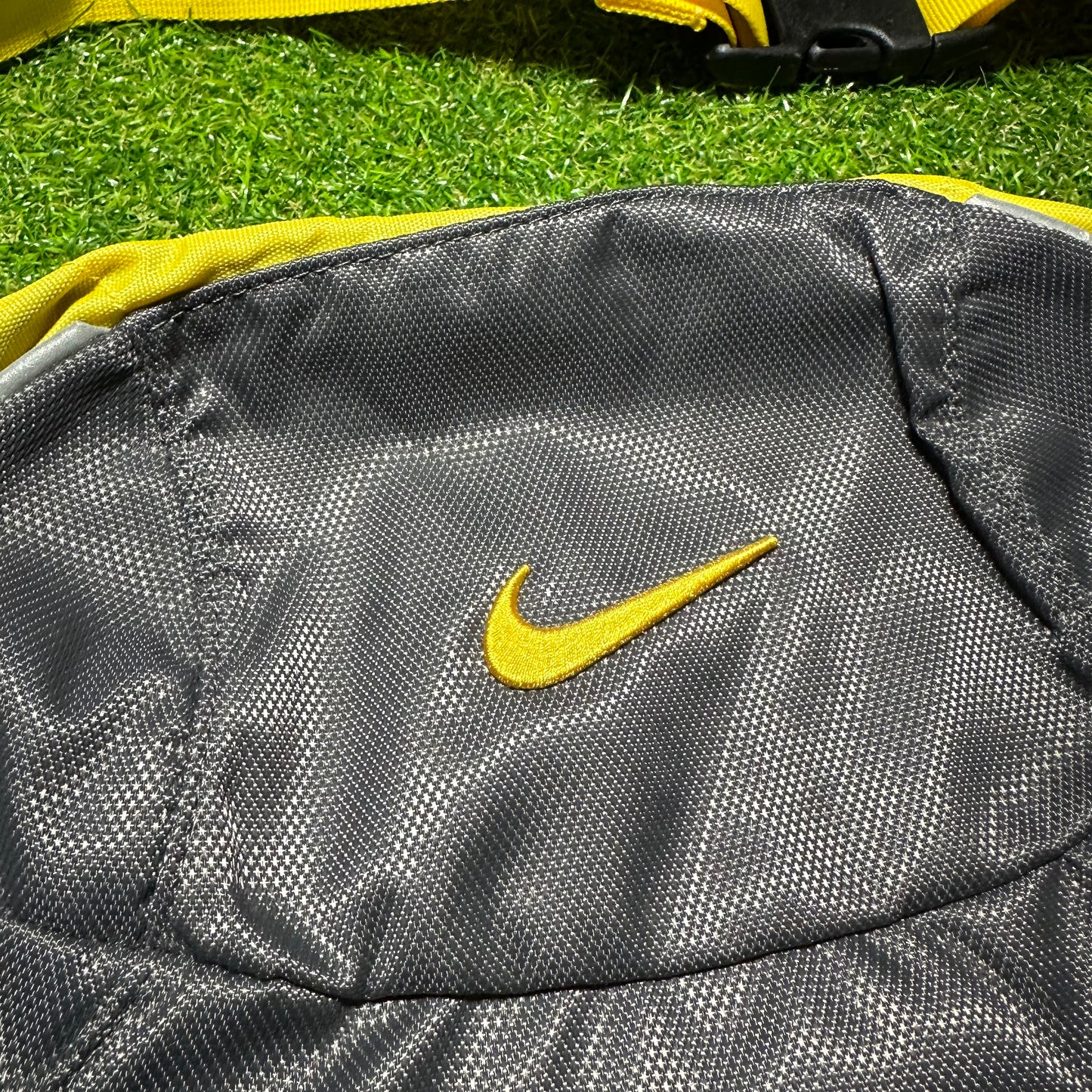 Vintage Nike Grey/Yellow Sidebag