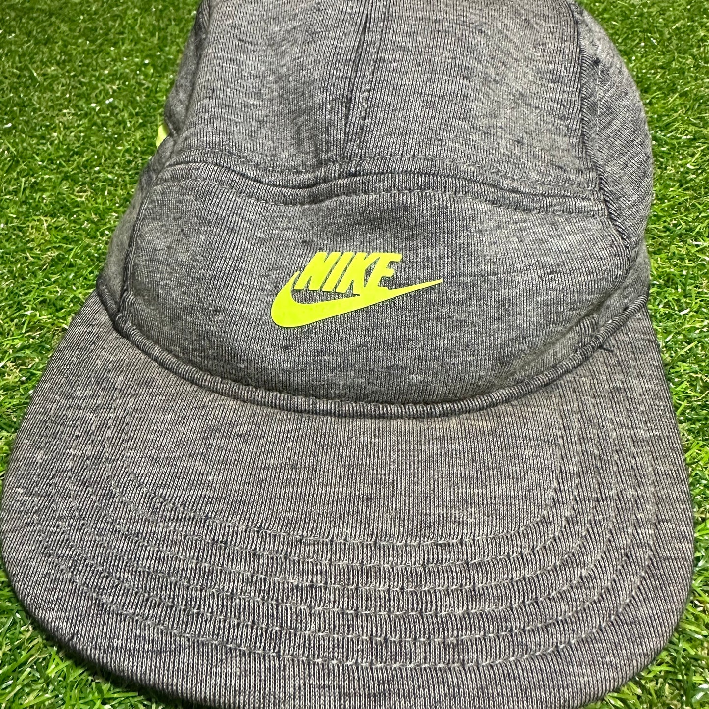 Nike Tech Fleece Neon Five Panel Cap