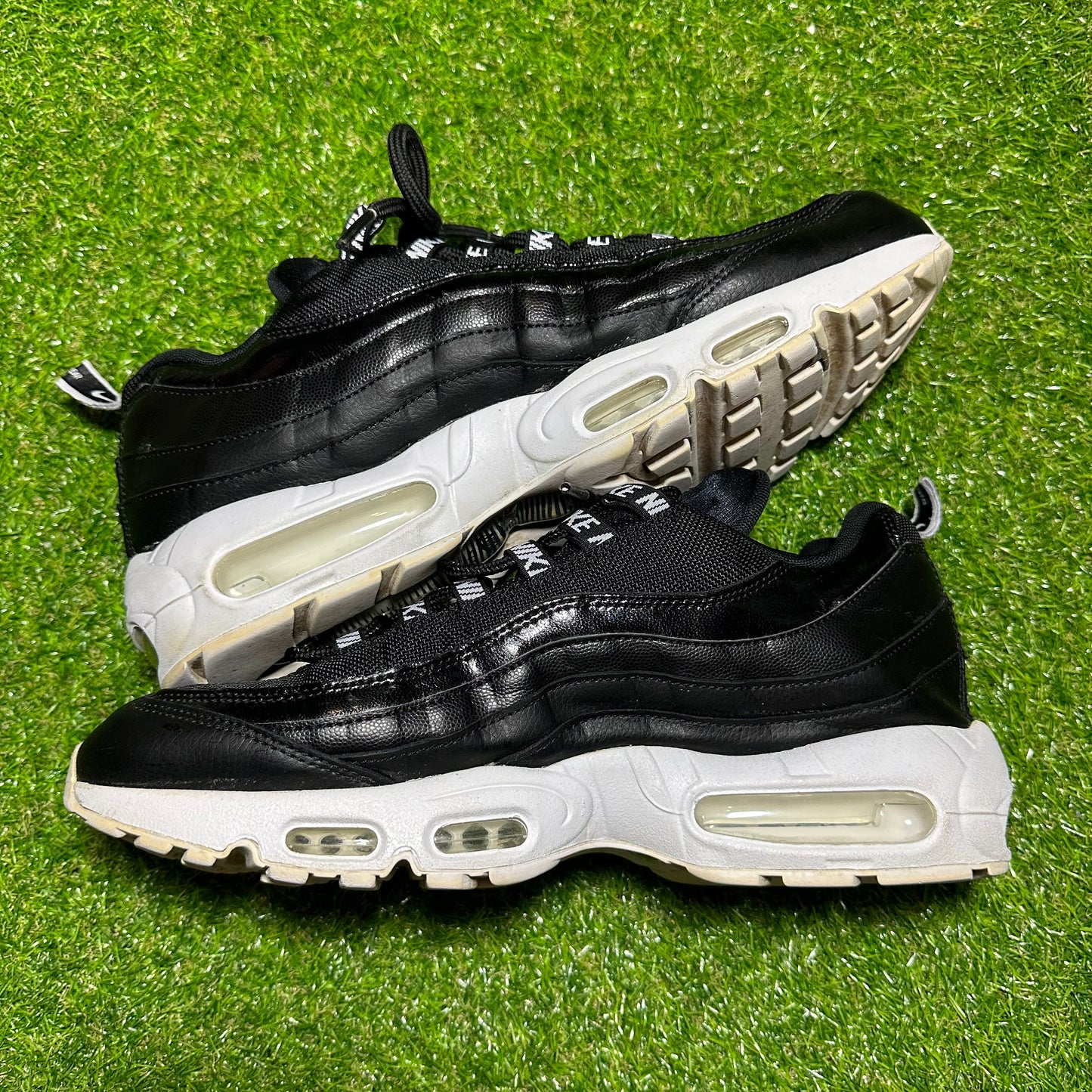 2018 US11 Nike Air Max 95 ‘Overbranded’